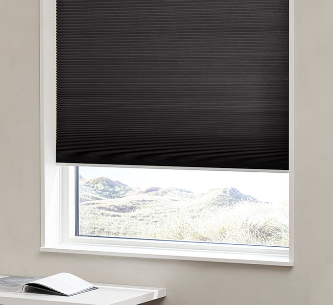 Plisségardin m/snoretræk Mørk brun – Enkeltlag